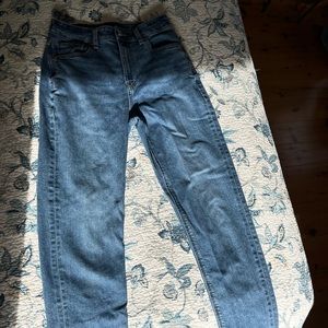 American Eagle Mom Jeans